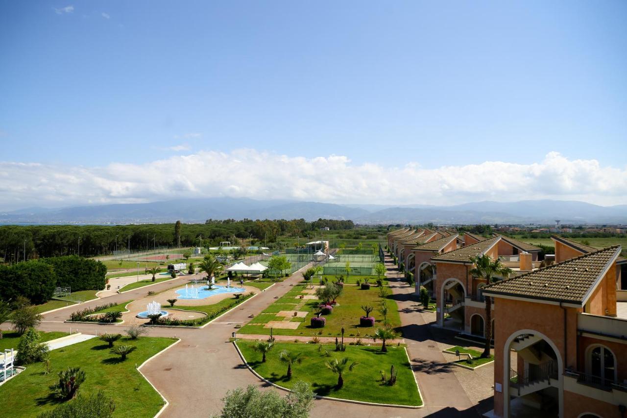 מרינה די סיבארי Bv Airone Resort מראה חיצוני תמונה