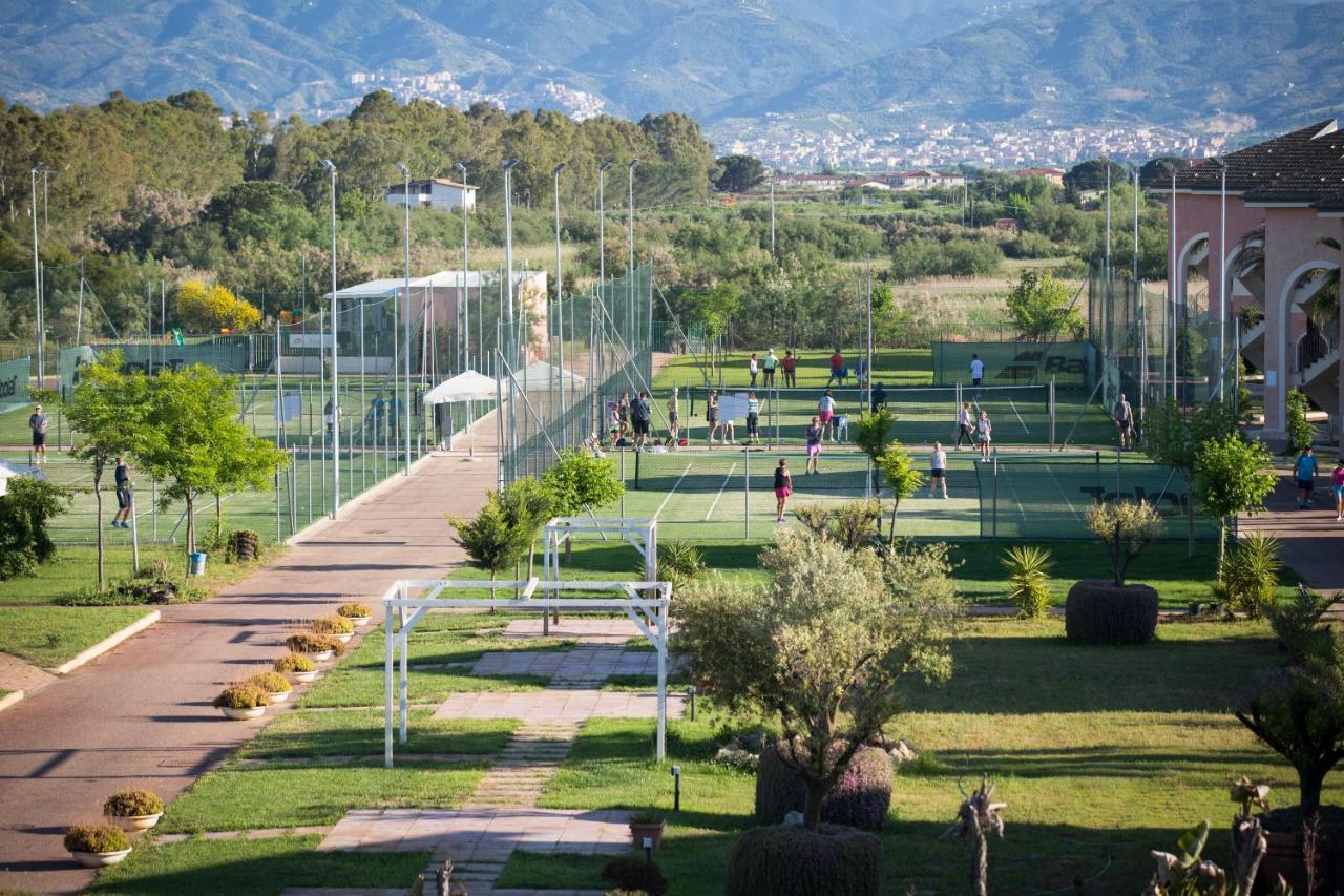 מרינה די סיבארי Bv Airone Resort מראה חיצוני תמונה