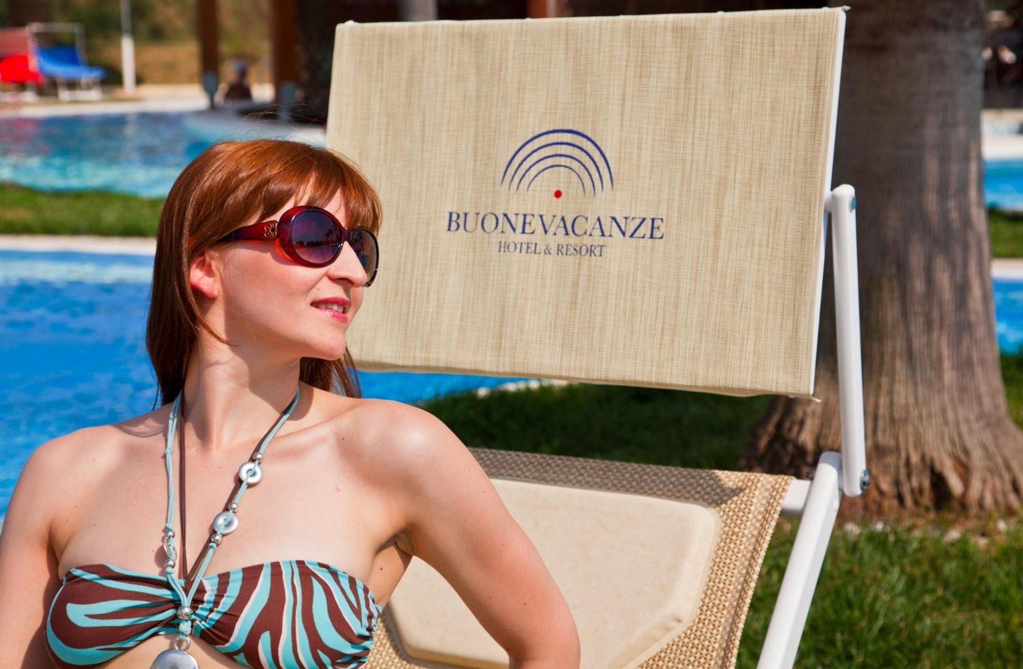מרינה די סיבארי Bv Airone Resort מראה חיצוני תמונה